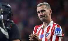 Tangis Antoine Griezmann Pecah di Metropolitano, Akhirnya Akui Kesalahan Tinggalkan Atletico demi Barcelona