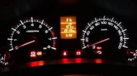 Ilustrasi memanaskan mobil matic
