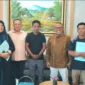 Yayasan Raden Hamzah Putra Pangeran Ojoet dan  Suku Anak Dalam Resmi Teken Perjanjian di hadapan Notaris
(Foto: Dok. mahmud)