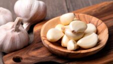 Bawang putih dikenal luas sebagai bumbu dapur(Foto:Hobi Ternak)