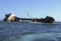 Tragedi KMP Tampomas II, Musibah Maritim Terbesar di Indonesia (foto: Ilustrasi kapal tenggelam. /Pixabay)



