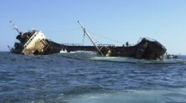 Tragedi KMP Tampomas II, Musibah Maritim Terbesar di Indonesia (foto: Ilustrasi kapal tenggelam. /Pixabay)



