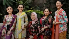 Kebaya: Bukti Perempuan Nusantara Sudah Berbusana Anggun Sejak 1400-an(Foto:Arahkata)