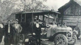 Dari Jerman ke Keraton: Kisah Mobil Pertama di Indonesia Tahun 1894(Foto: screenshoot
/kompas)