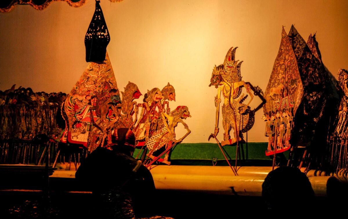 Wayang kulit memiliki sejarah yang panjang di Indonesia.(Foto:Swindu Indonesia)