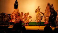 Wayang kulit memiliki sejarah yang panjang di Indonesia.(Foto:Swindu Indonesia)