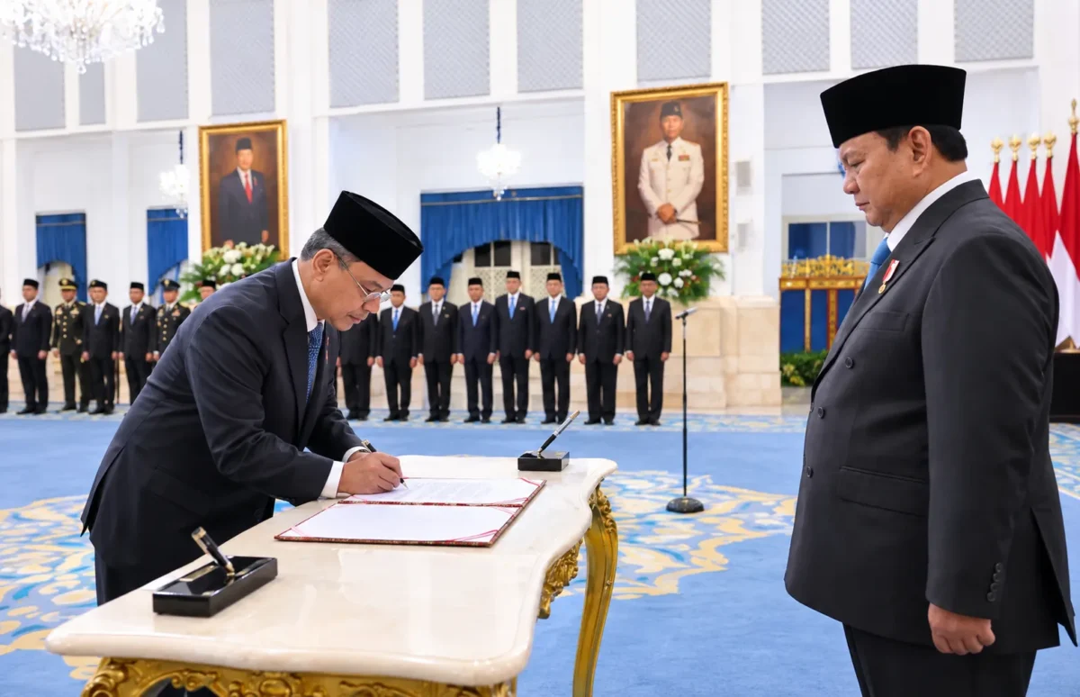 Presiden Prabowo Lantik Suahasil Nazara sebagai Menteri Keuangan
(Foto: setneg/AI)