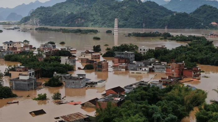 Pulau Hainan Dilanda Banjir Besar, 31 Ribu Lebih Penduduk Dievakuasi (detik News)