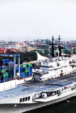 INDONESIA RESMI PUNYA KAPAL INDUK PERTAMA – KRI SRIWIJAYA-100 DILUNCURKAN