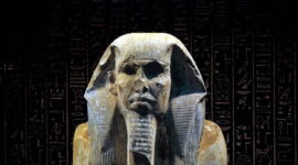 RAJA DJOSER SANG ARSITEK PERTAMA PIRAMIDA - 2700 SM(Foto: Cleoparta Egypt Tours)
