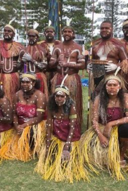 SUKU ASLI AUSTRALIA: ANTARA PERAYAAN BUDAYA DAN TANTANGAN DISKRIMINASI