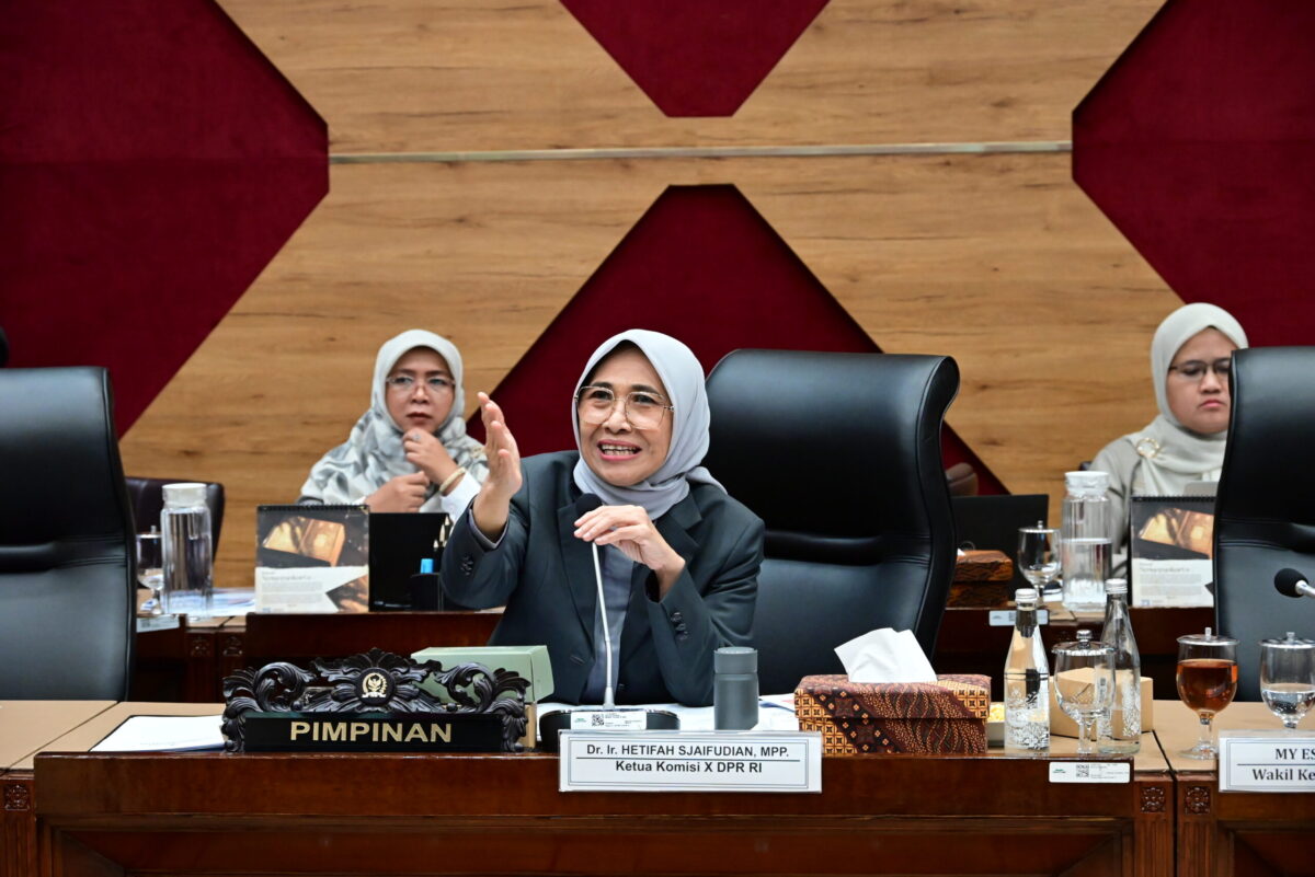 KOMISI X DPR RI GELAR RDPU TERKAIT TATA KELOLA GURU DALAM RUU SISDIKNAS (Foto: Eme3dia DPRRI)